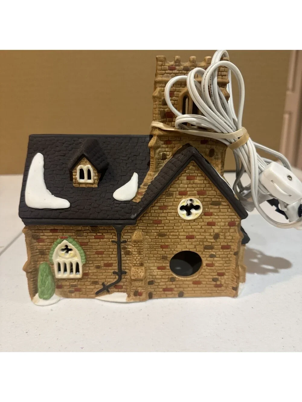 Dept 56 Dickens Village Series Knottinghill Church #5582-4